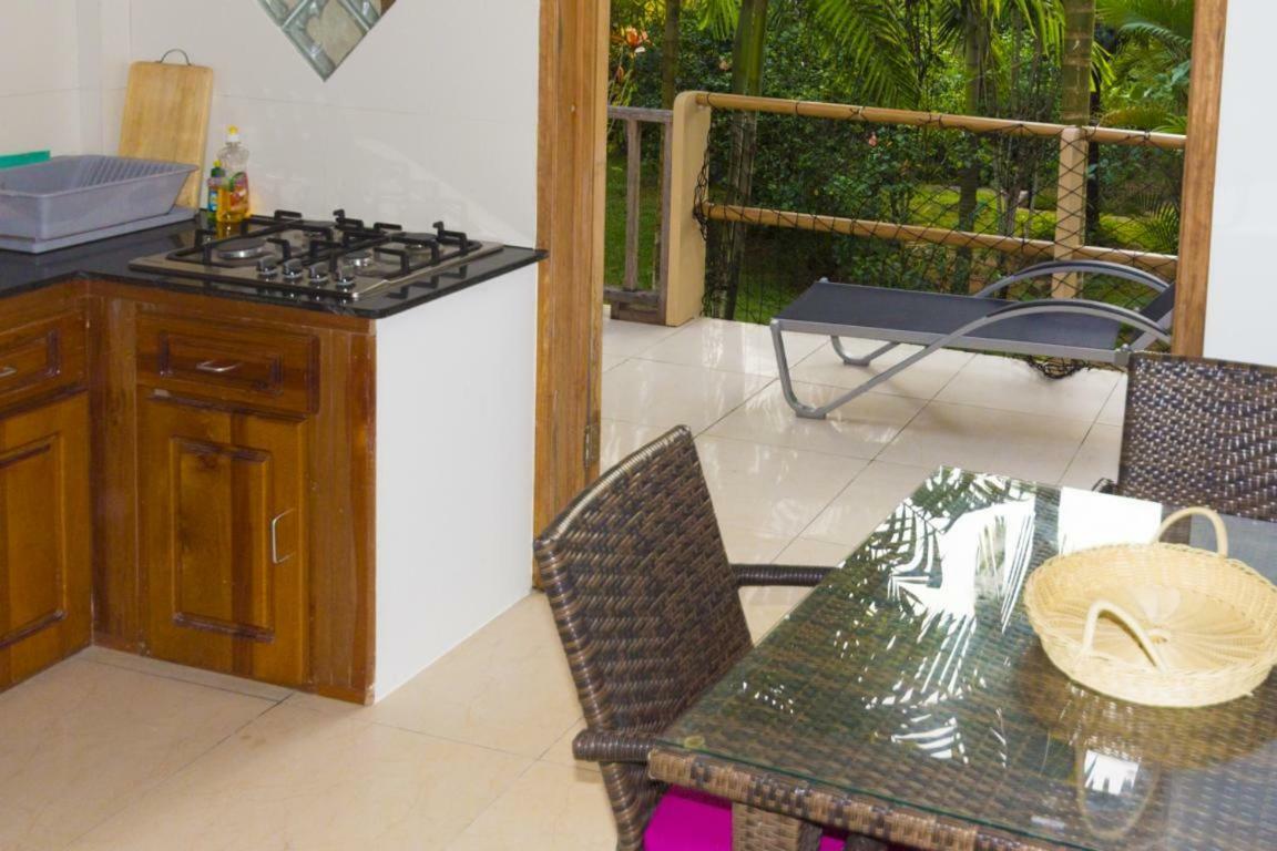 La Batie Selfcatering Apartment Beau Vallon  Exterior foto